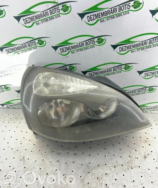 Renault Clio II Phare frontale 