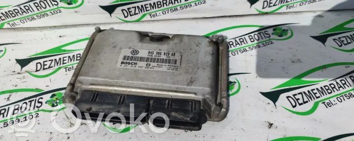 Volkswagen Polo III 6N 6N2 6NF Komputer / Sterownik ECU silnika 