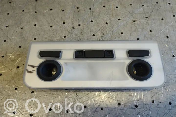 Luz del asiento delantero   RIN235ZS