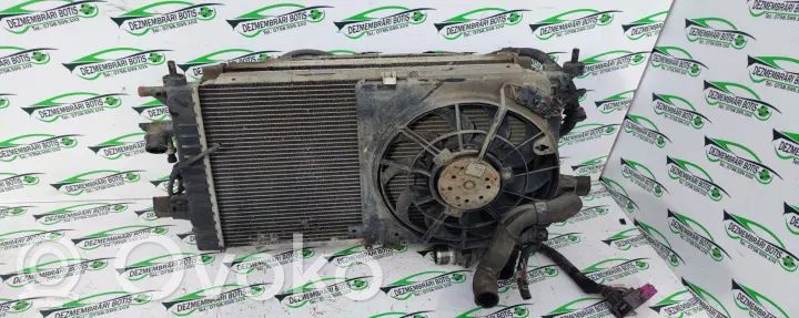 Opel Astra H Jäähdyttimen lauhdutin 