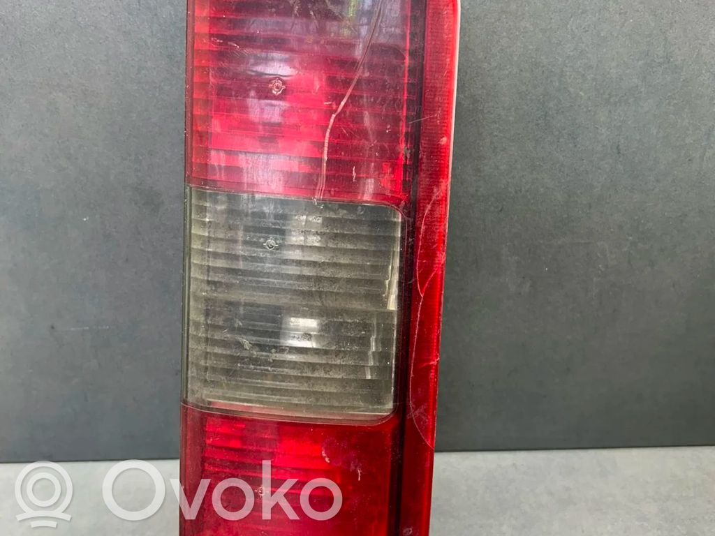 Opel Combo C Lampa tylna 