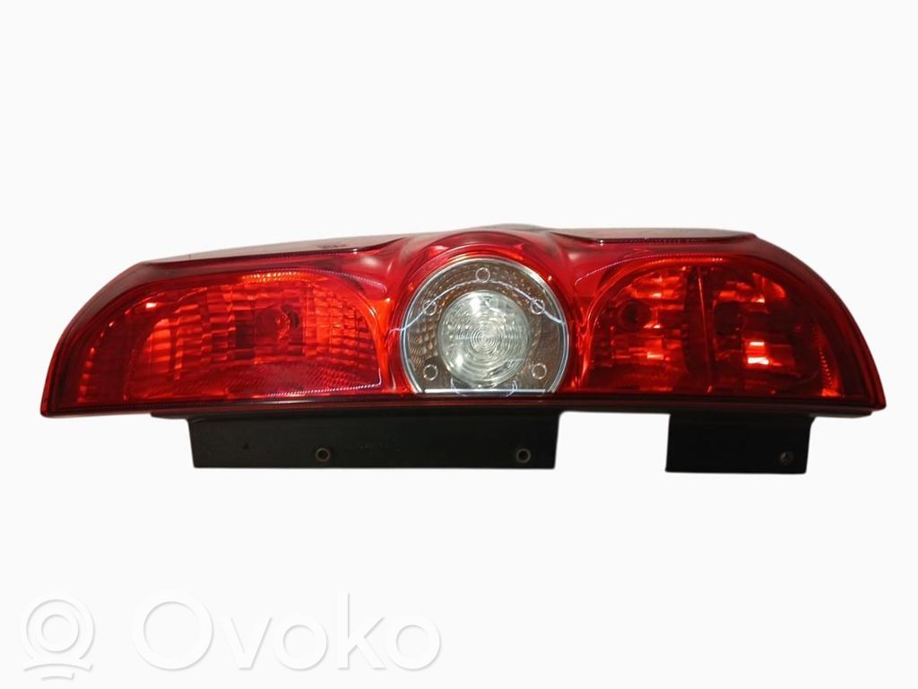 Opel Combo D Galinis žibintas kėbule 