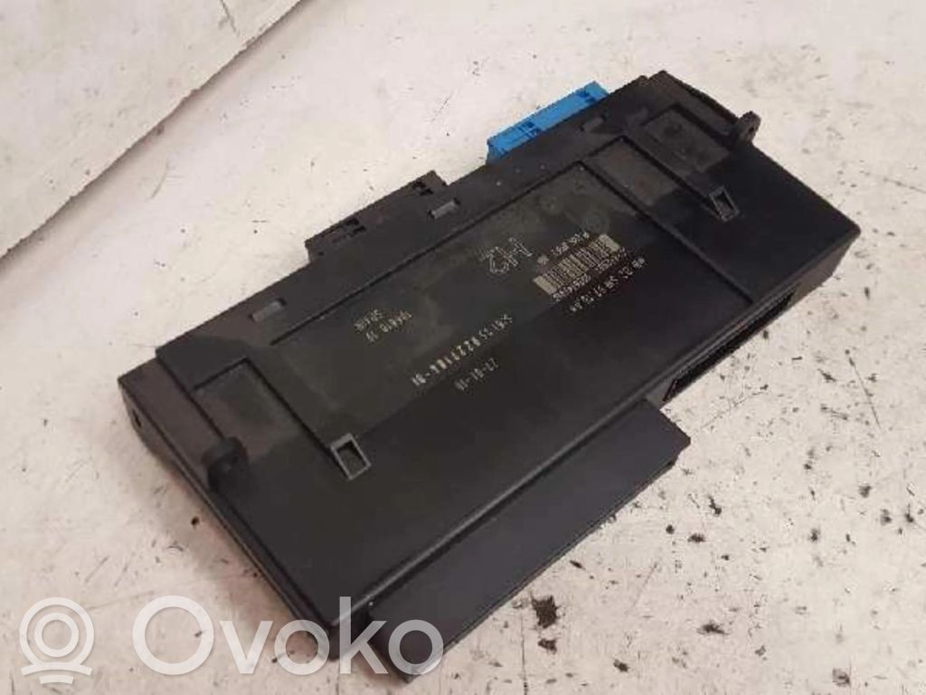 Moottorin ohjainlaite/moduuli   61359227184