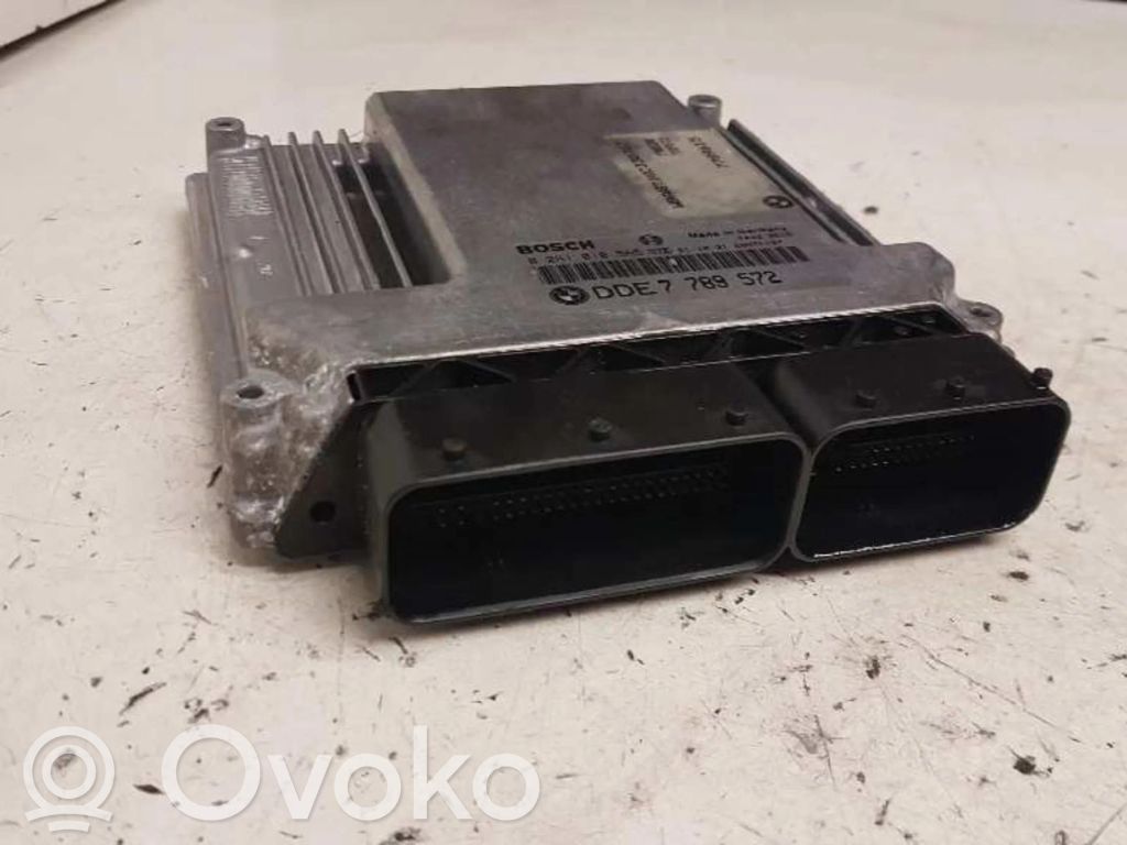 Unidad de control/módulo ECU del motor   DDE7789572