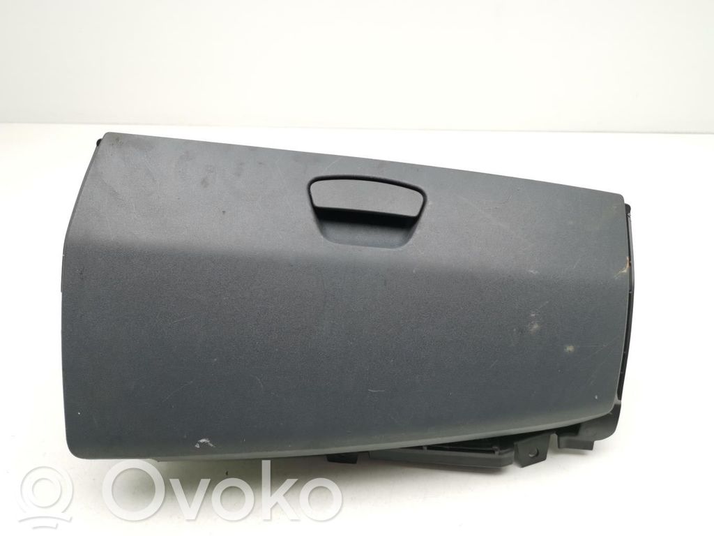 Guantera   A4546800791