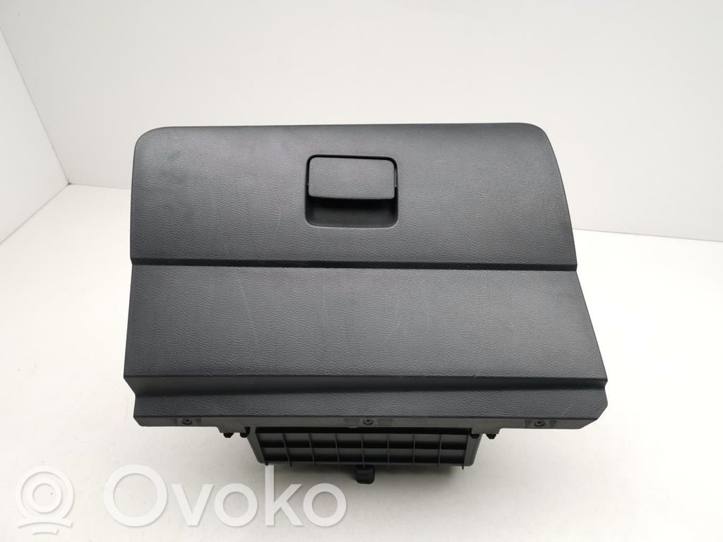 Guantera   685105FA1A