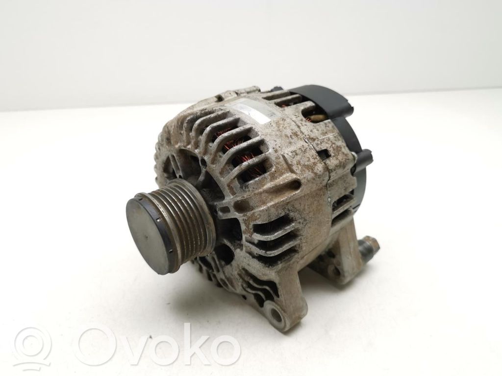 Alternador