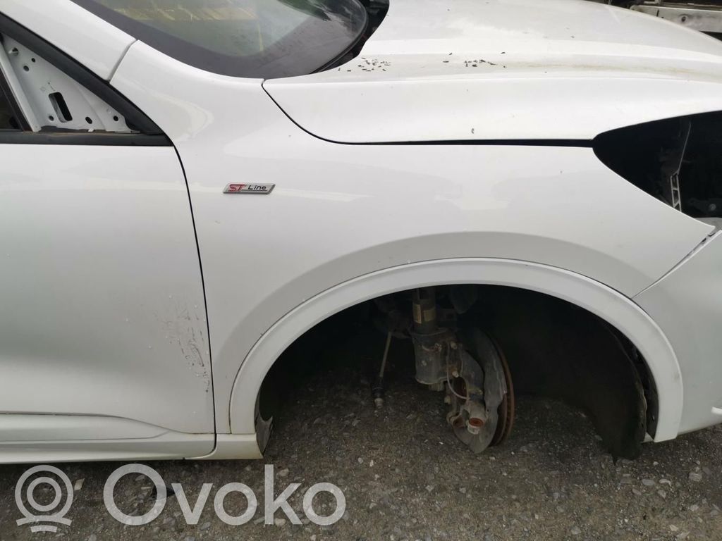 Ford Kuga II Priekšējā arka 