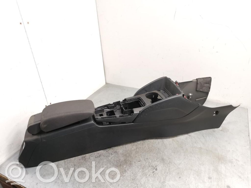 Audi A3 S3 A3 Sportback 8P Apoyabrazos del asiento trasero 