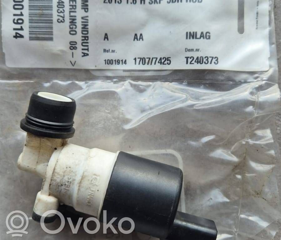 Citroen Berlingo Windscreen/windshield washer pump 