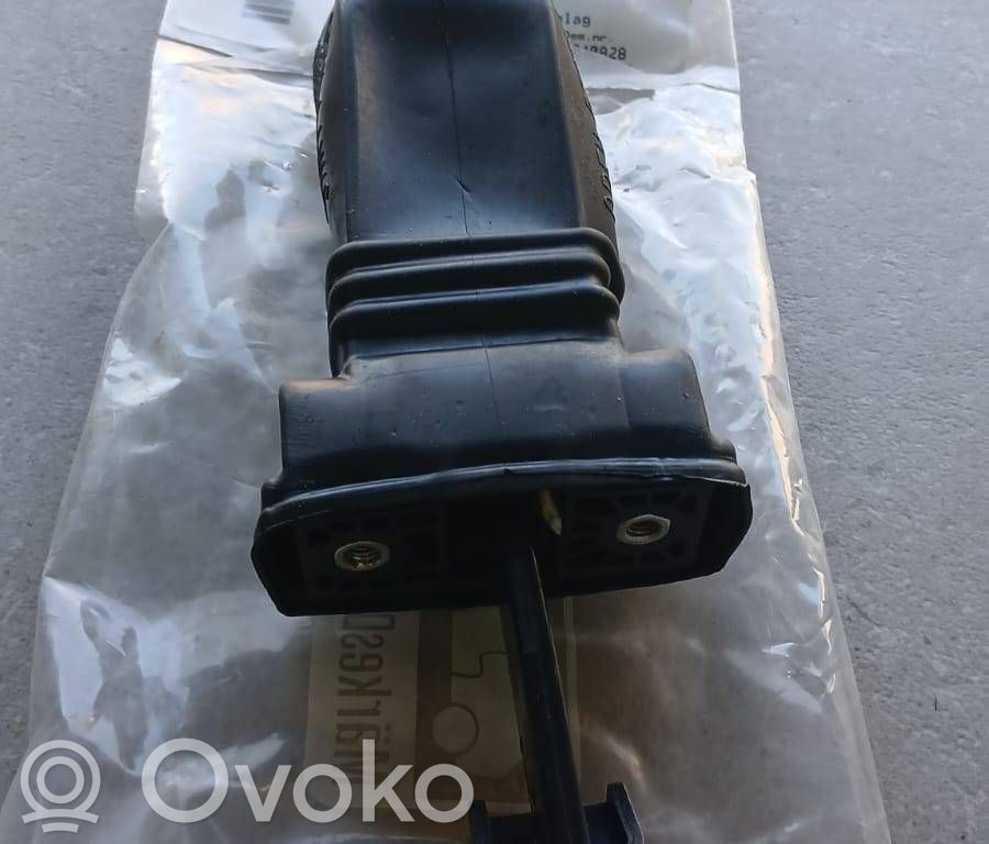 Ogranicznik drzwi przednich   8K0837249C