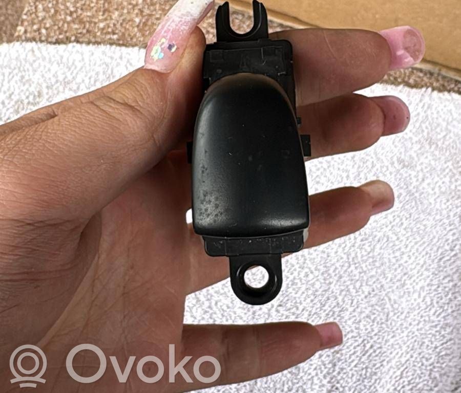 Przyciski szyb   254114CE0A