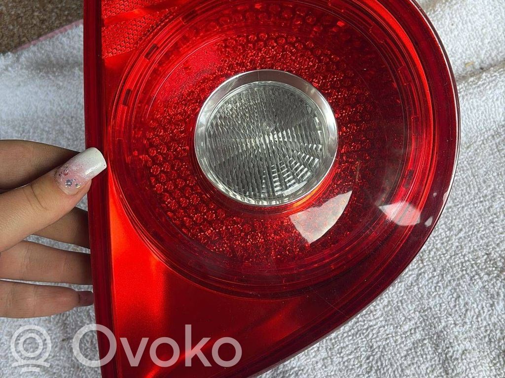 Volkswagen Golf V Takaluukun takavalot 