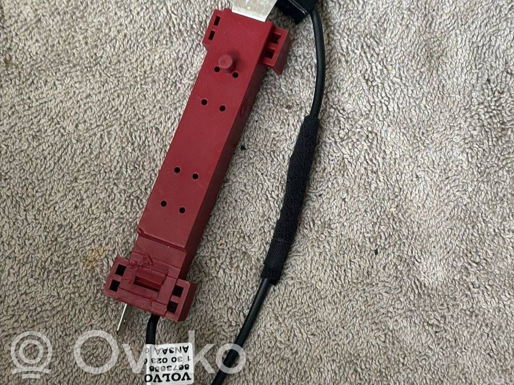 Volvo V50 Antenos stiprintuvas 