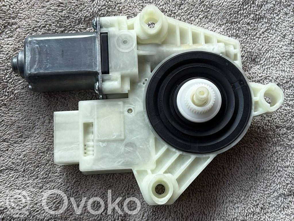 Skoda Fabia Mk3 (NJ) Silniczek podnoszenia szyby drzwi tylnych 