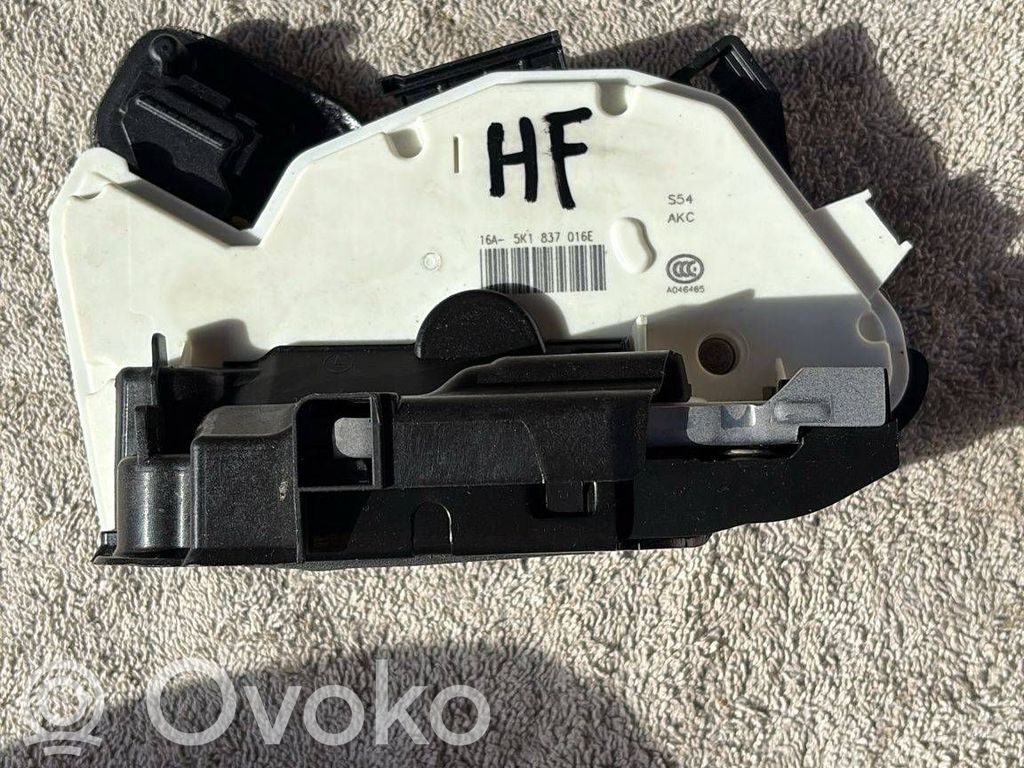 Volkswagen Polo V 6R Priekinė durų spyna 