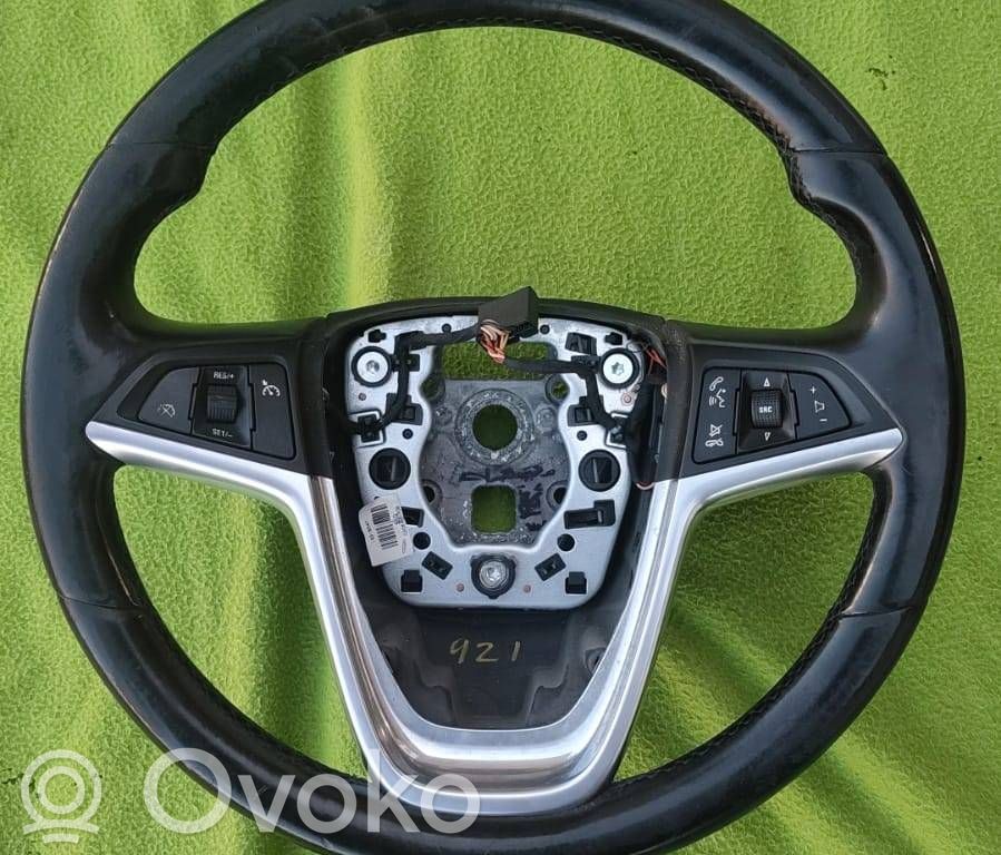 Opel Insignia A Ohjauspyörä 