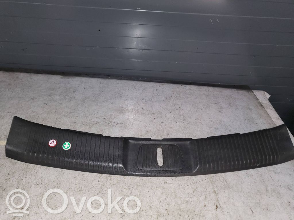 Opel Antara Protector del borde del maletero/compartimento de carga 