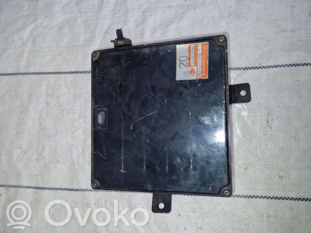 Engine control unit/module   2371007G65
