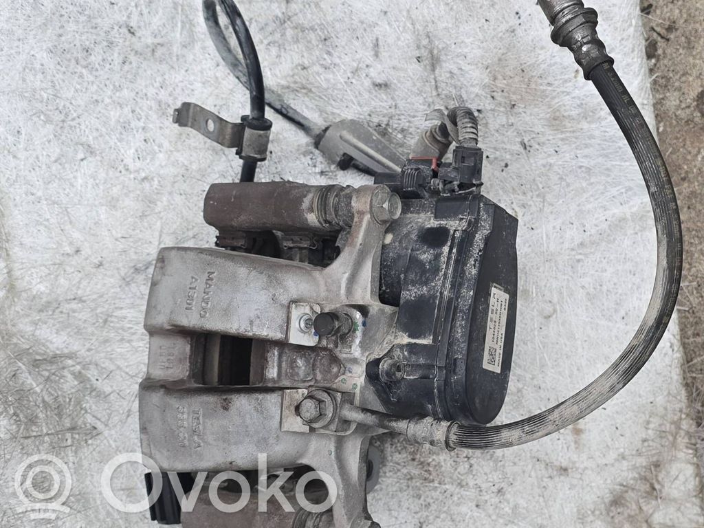 Задний суппорт   A1301