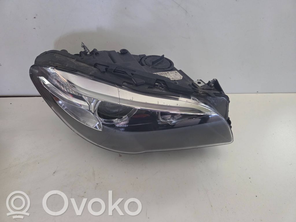 BMW 5 F10 F11 Lampa przednia 