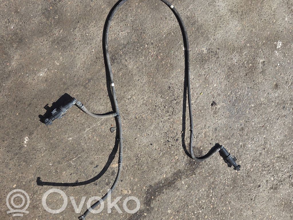 BMW 5 F10 F11 Dysza spryskiwacza lampy przedniej 