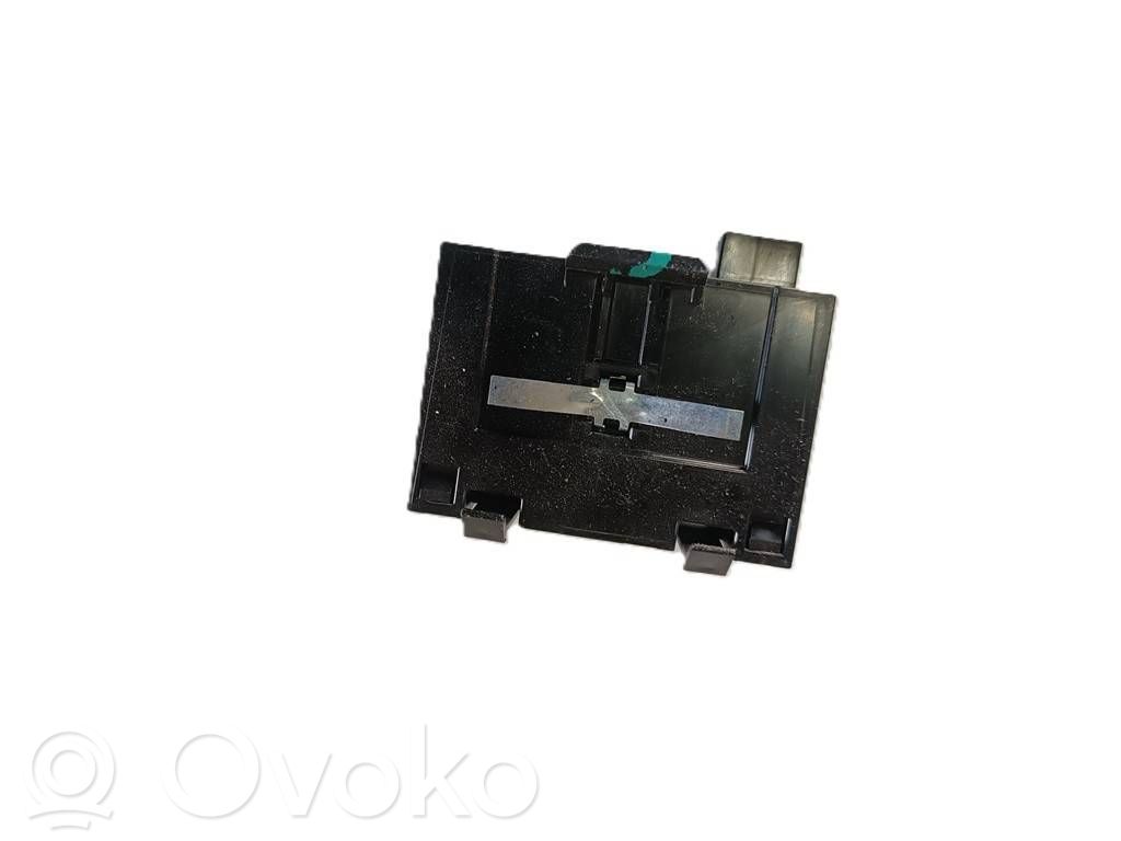 Chevrolet Captiva Centralina/modulo keyless go 