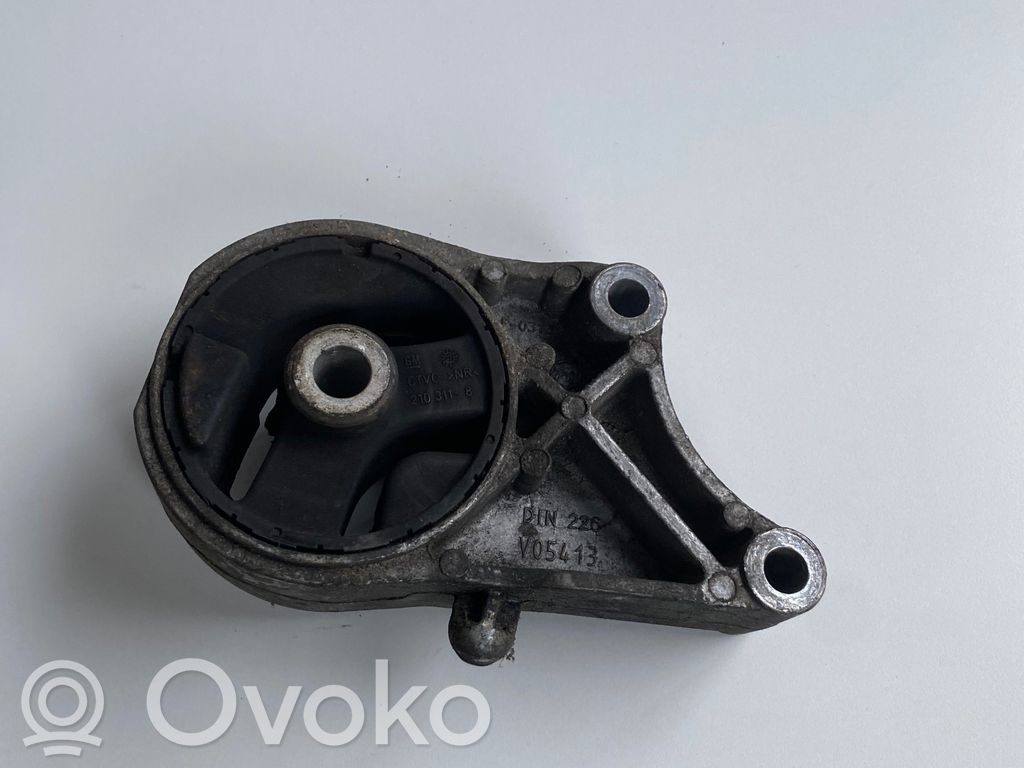 Engine mount bracket   V05413,DLN226