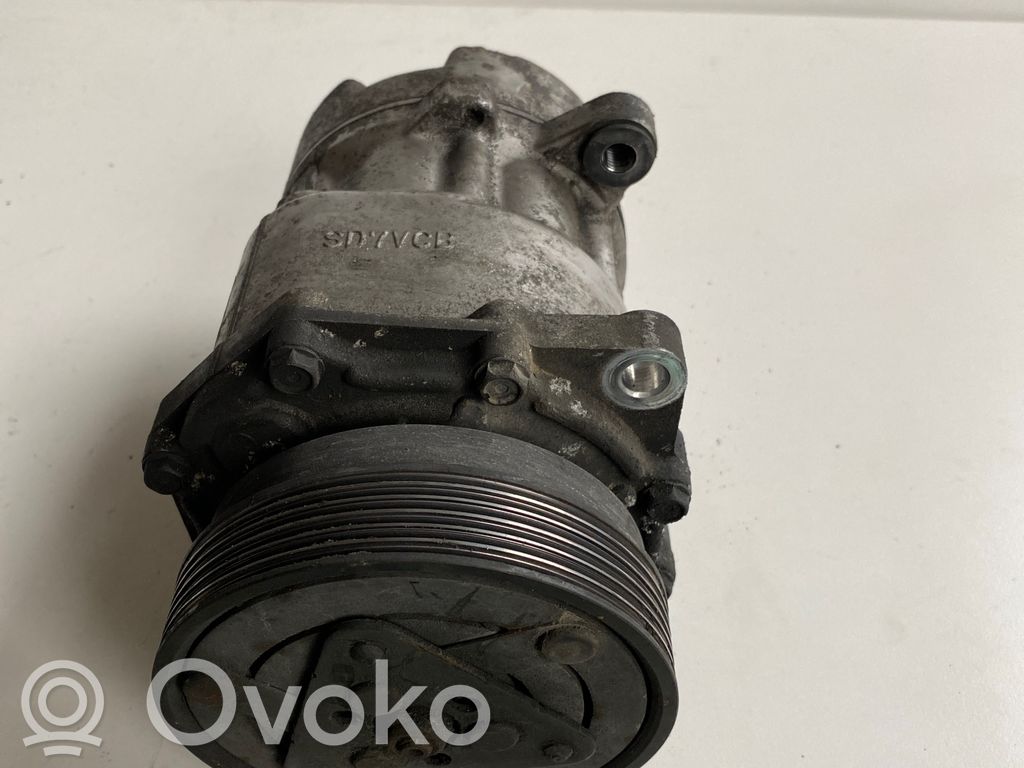 Volkswagen Golf IV Kompresor / Sprężarka klimatyzacji A/C 