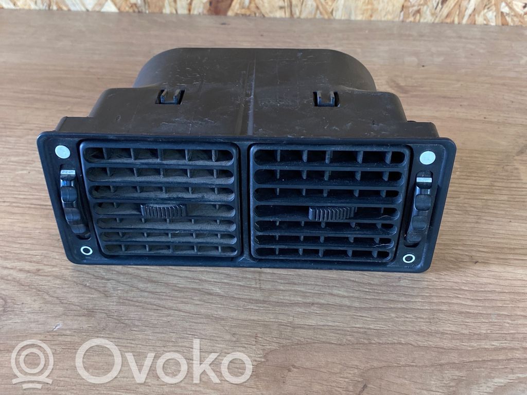 BMW 5 E28 Griglia di ventilazione centrale cruscotto 