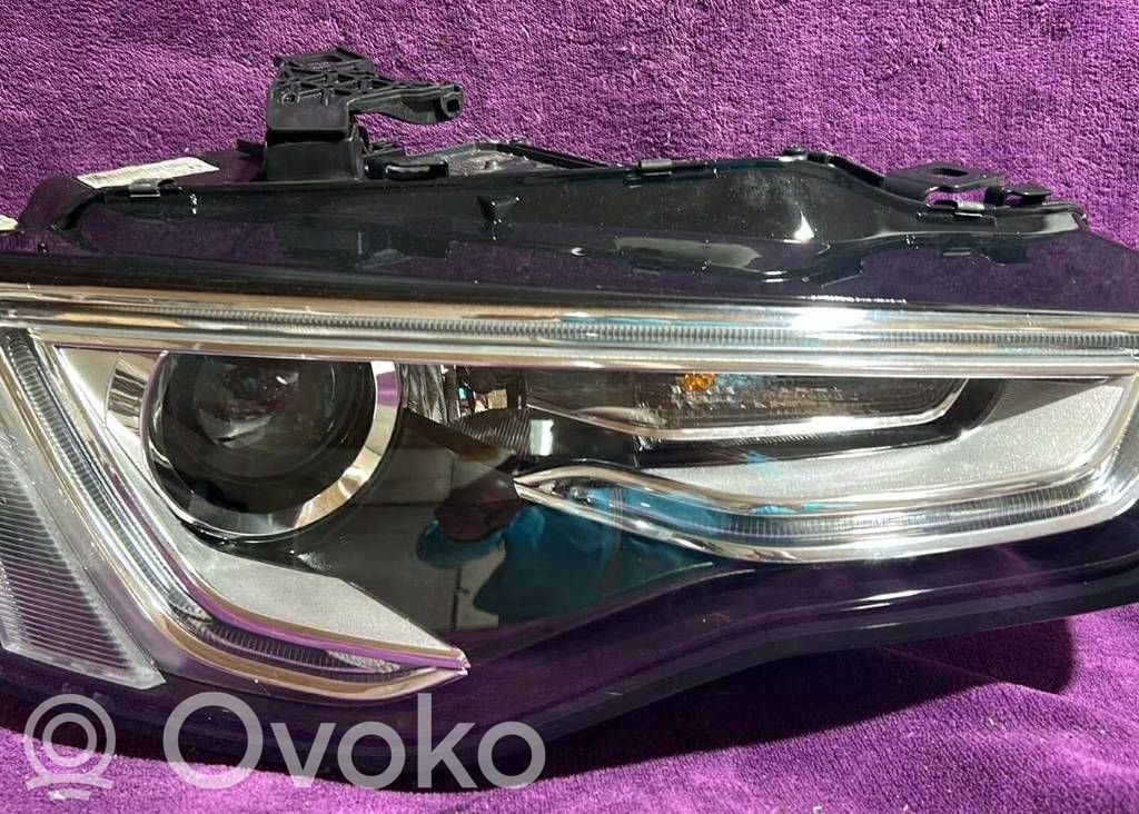 Scheinwerfer   8T0941032C