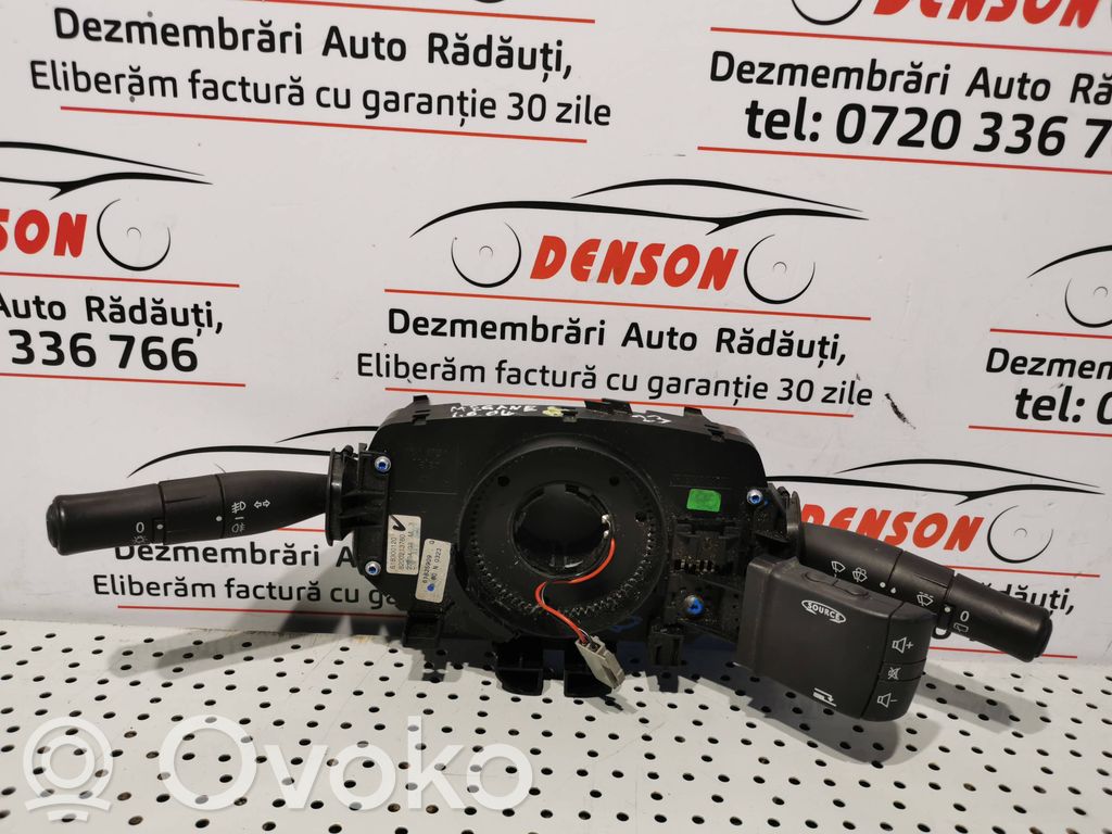 Renault Megane II Interruptor/palanca de limpiador de luz de giro 