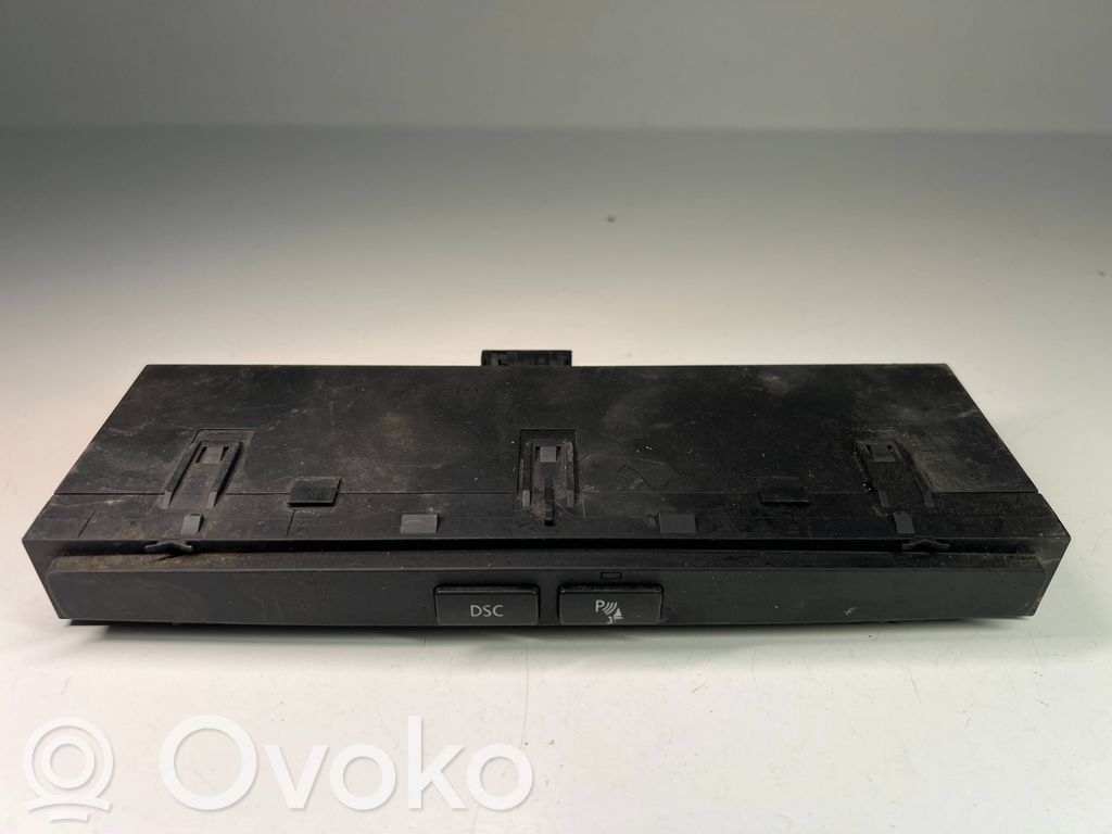 Interruptor del sensor de aparcamiento (PDC)   6938310,13589860