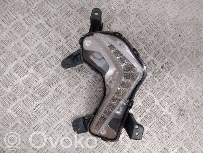 Lampa przednia   92208D7700,00R8196,200701