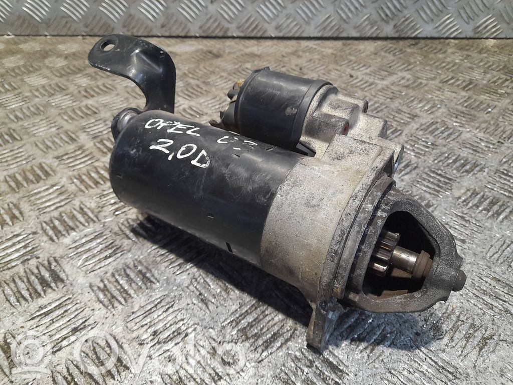 Opel Zafira A Starter motor 