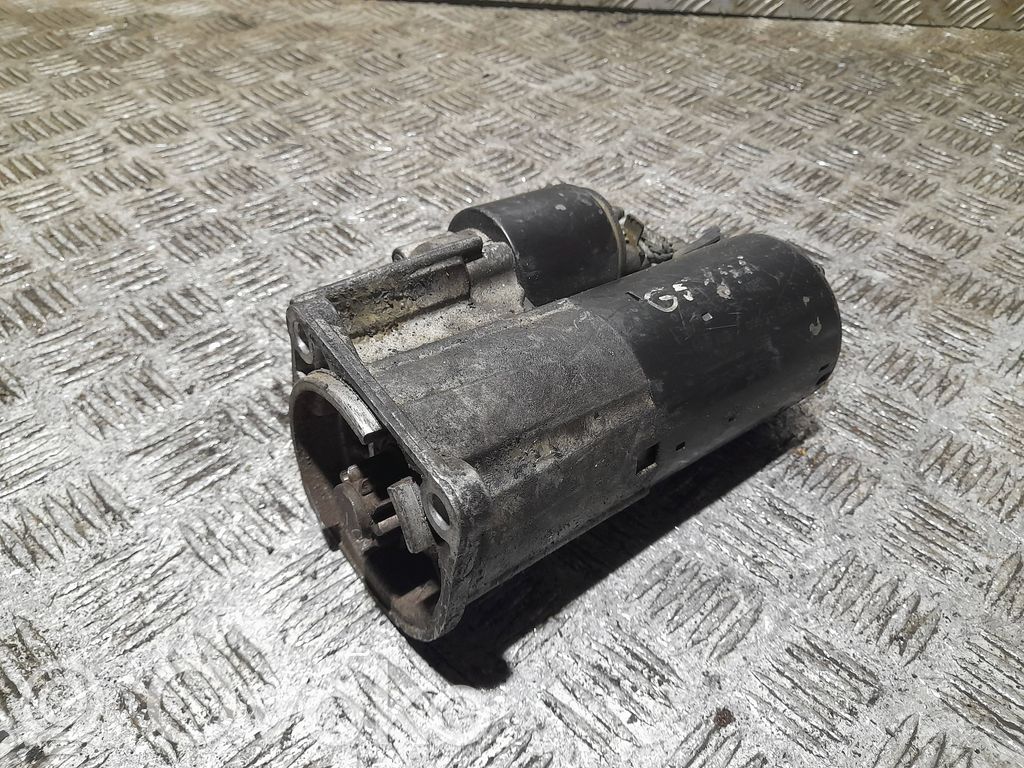 Volkswagen Golf V Motor de arranque 