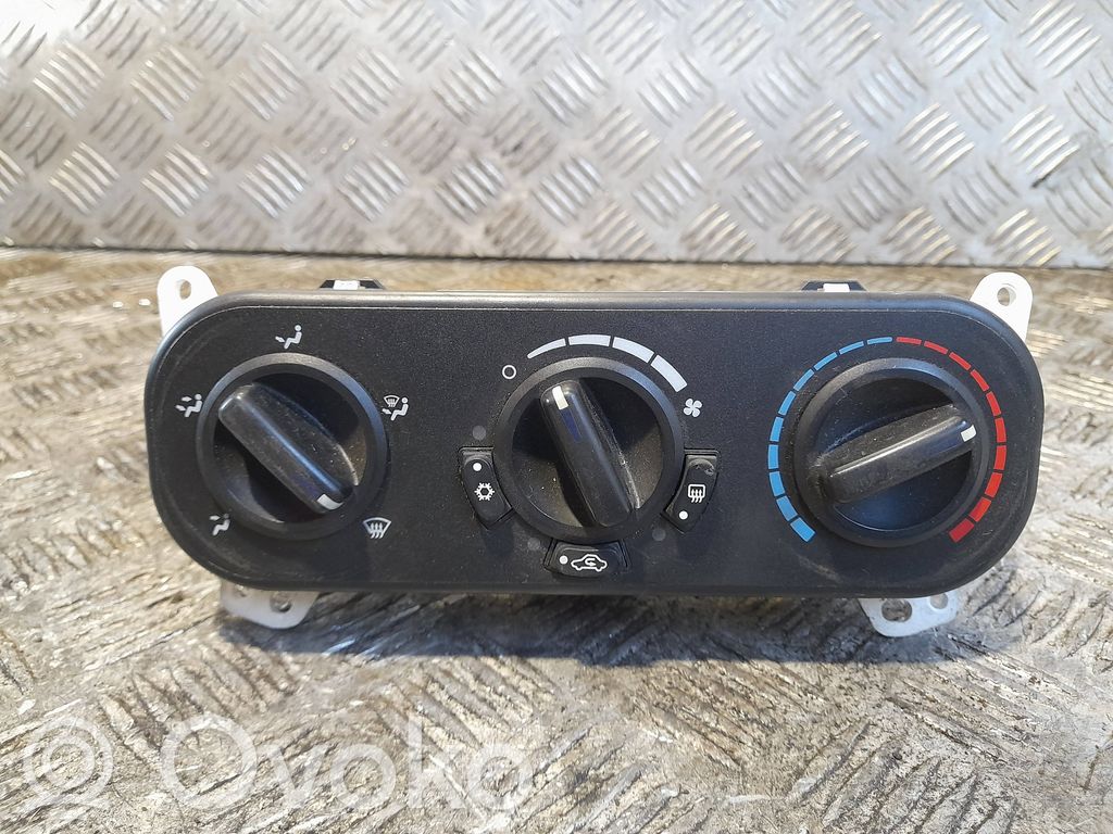 Dodge Caliber Climate control unit 