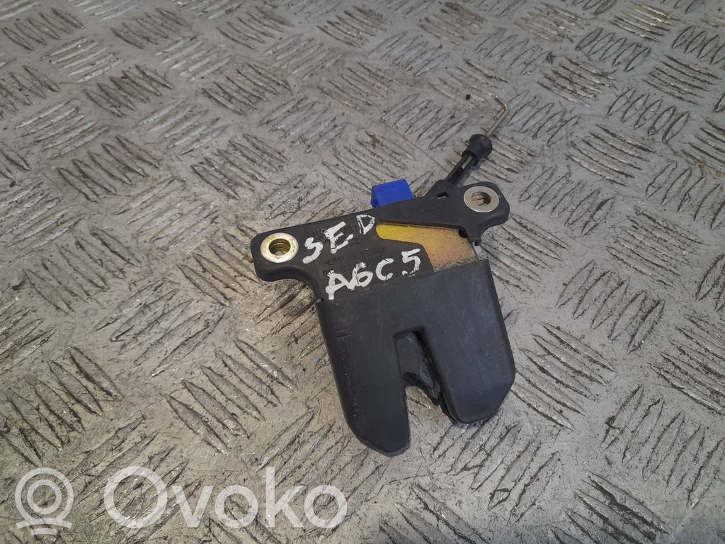 Audi A6 S6 C5 4B Tailgate/trunk/boot lock/catch/latch 