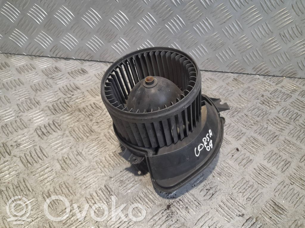 Opel Corsa D Lämmittimen puhallin 
