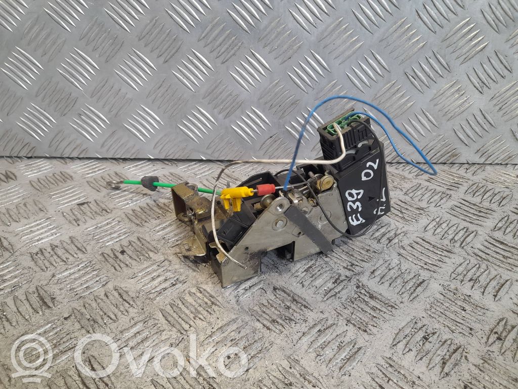 Etuoven lukko   67118352165
