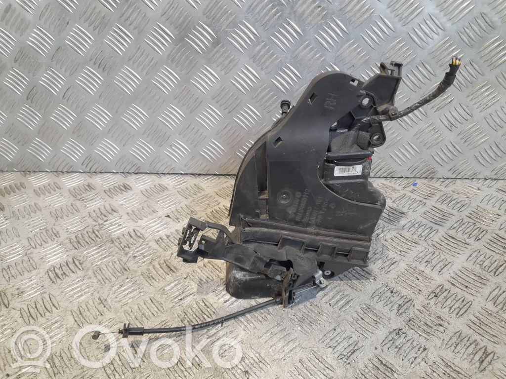 Volvo S40 Galinių durų spyna 