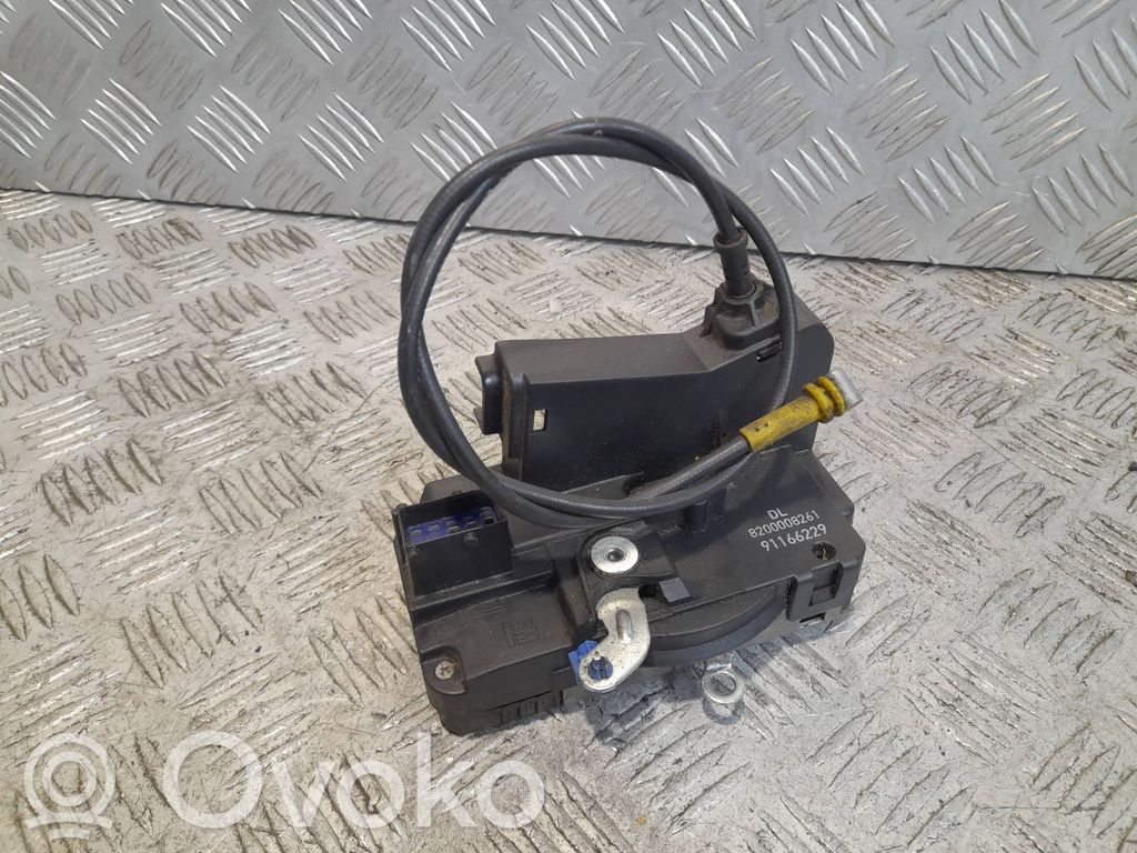 Opel Vivaro Priekinė durų spyna 