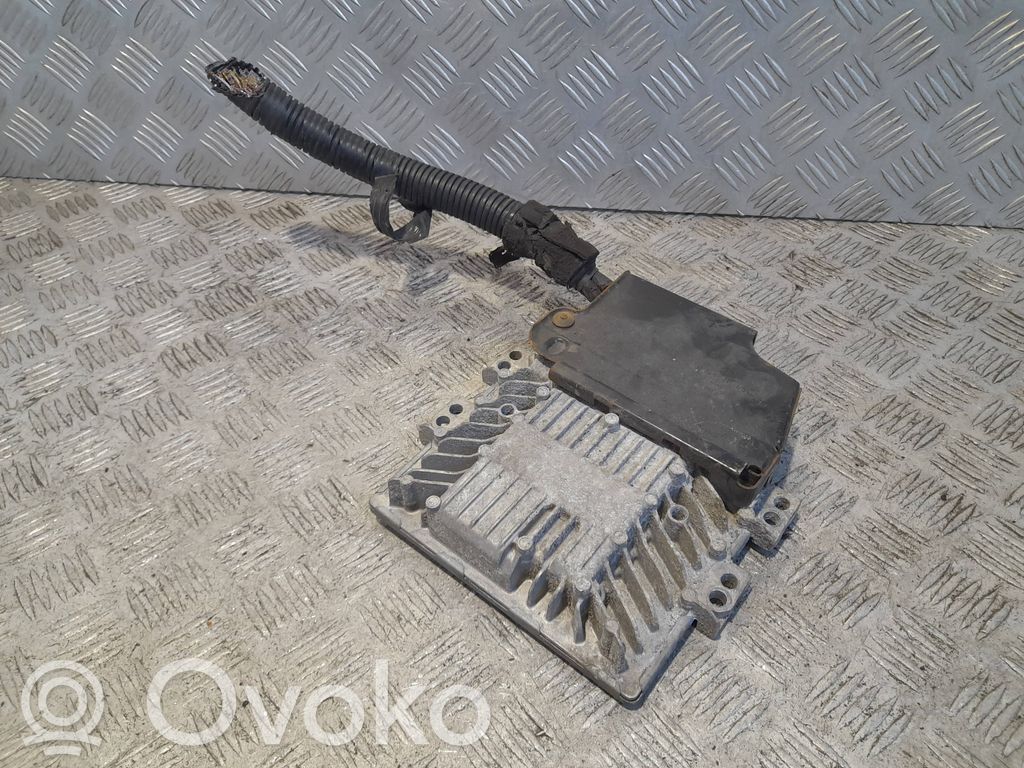 Engine control unit/module   S122865031,880118182