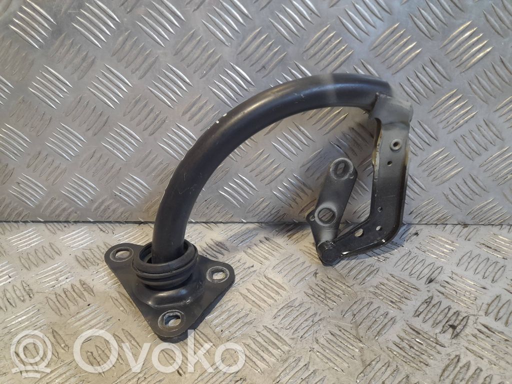 BMW 7 E65 E66 Aizmugurējā pārsega eņģe (-ess) 