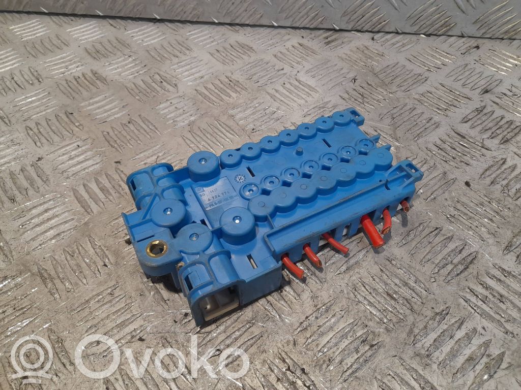 BMW X5 E53 Fuse module 