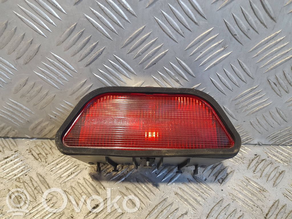Mercedes-Benz ML W163 Trzecie światło stop 