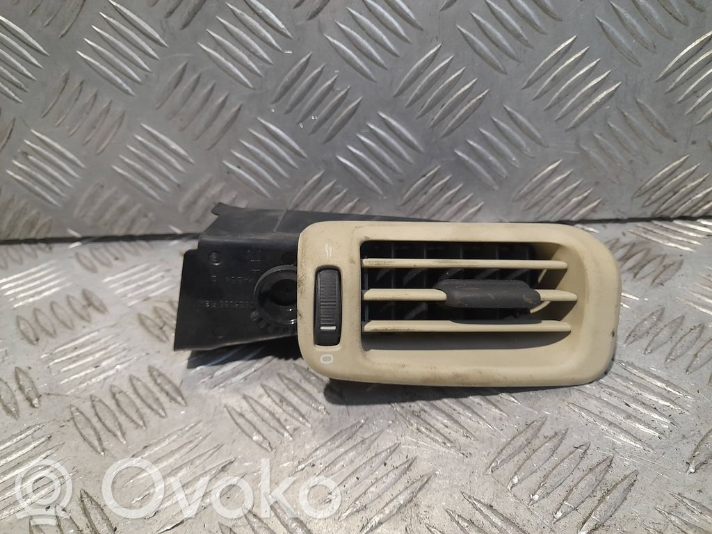 Volvo S80 Rejilla de ventilación central del panel 