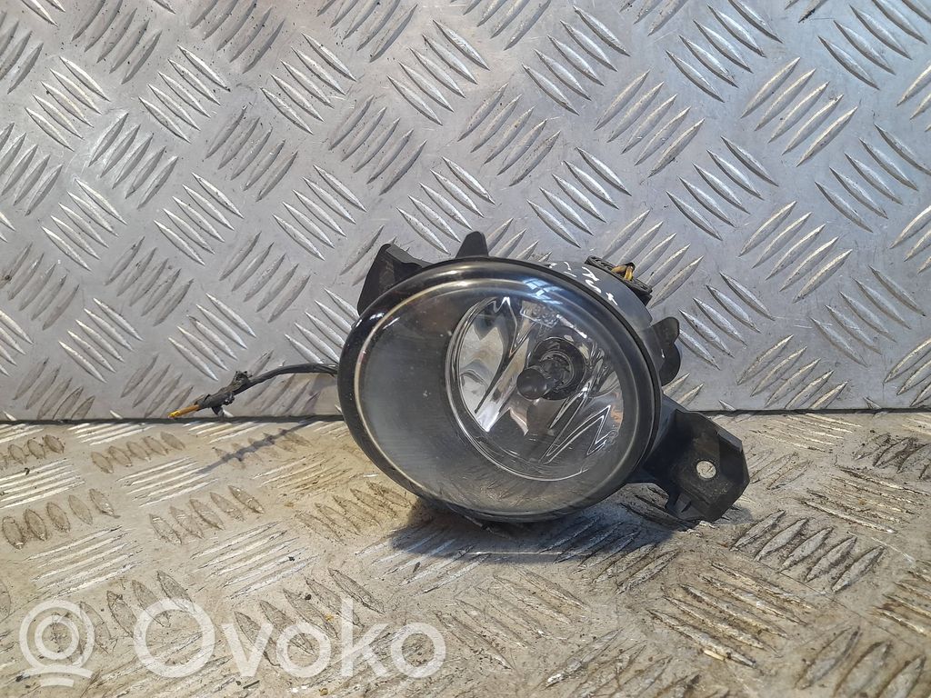 Miglas lukturis priekšā   6924656,63176924656