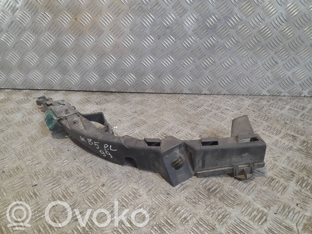 Volkswagen PASSAT B5 Front bumper mounting bracket 