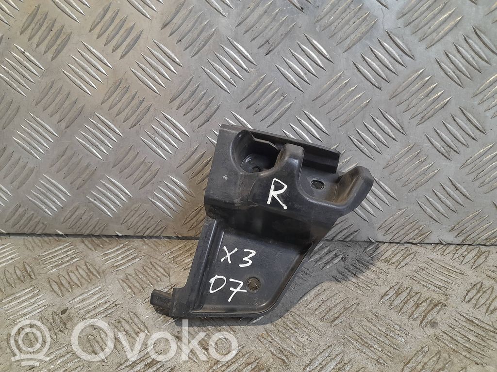BMW X3 E83 Galinis laikiklis bamperio 